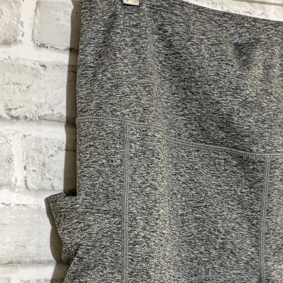 Along Fit Gray Leggings, XXL with hidden pockets - Picture 3 of 11